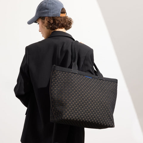 The Lightweight Zip Tote - Night Song