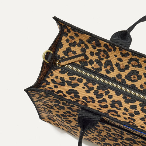 The Classic Tote - Toasty Cat