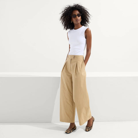 The Max Square - Amber Cat