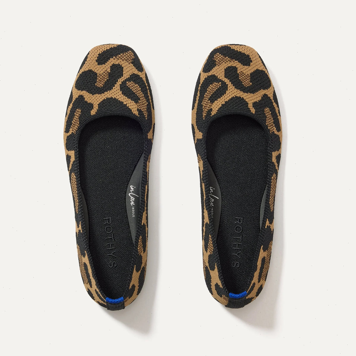 The Max Square - Amber Cat