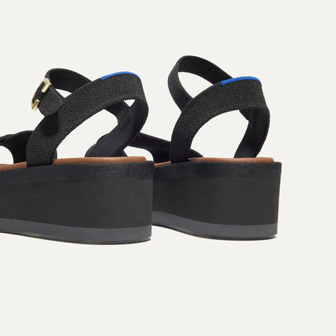 The Criss–Cross Lightweight Wedge Sandal - Black