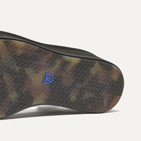 The Criss–Cross Lightweight Wedge Sandal - Black