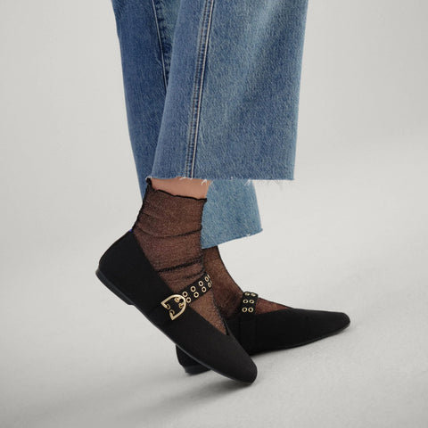 The Max Buckle Mary Jane - Black